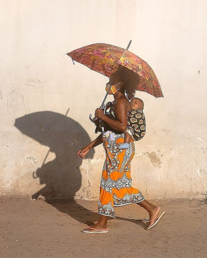 Everyday Life And Hardships Of Mozambican People By Gregory Escande