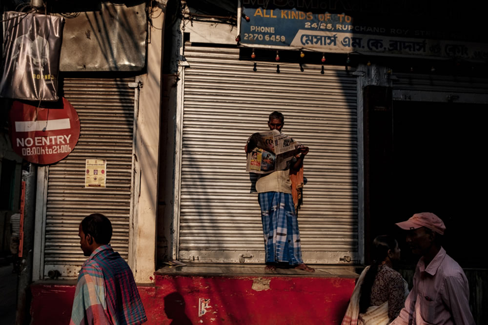 In Search Of Light: Street Photography Series By Sankar Sengupta