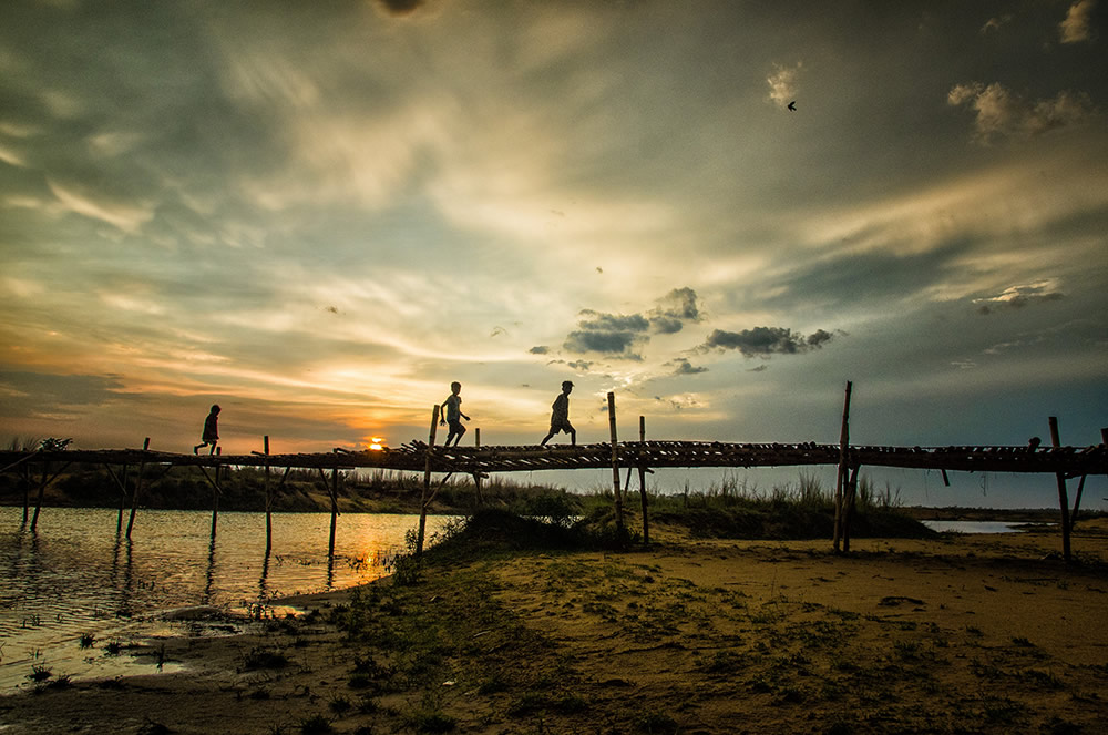 A Tale Of A Bamboo Bridge: Photo Series By Dipak Ray