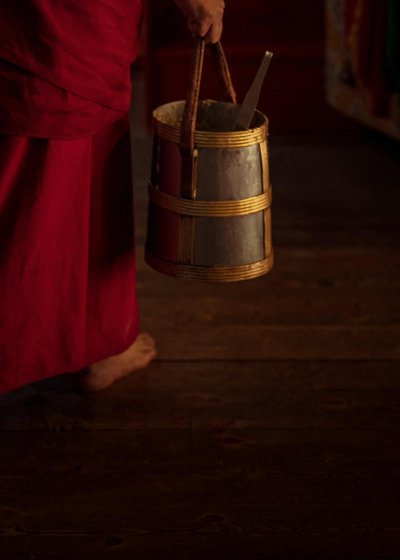 The Daily Life Of Tibetan Buddhist In The Temple By Li Ye 