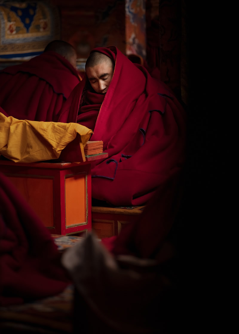 The Daily Life Of Tibetan Buddhist In The Temple By Li Ye 