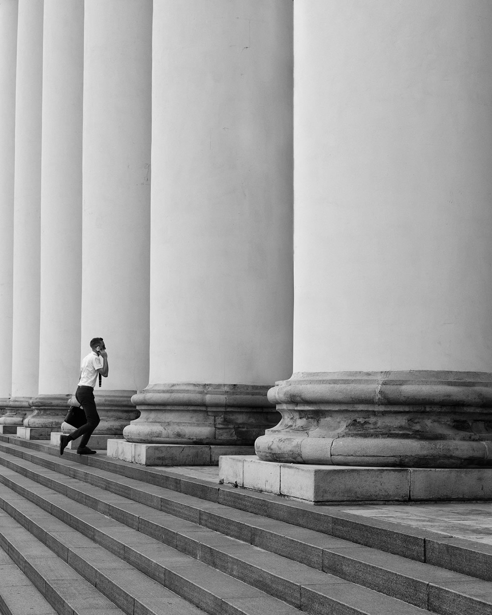 Stripes And Lines: Street Photography Series By Alexander Schoenberg