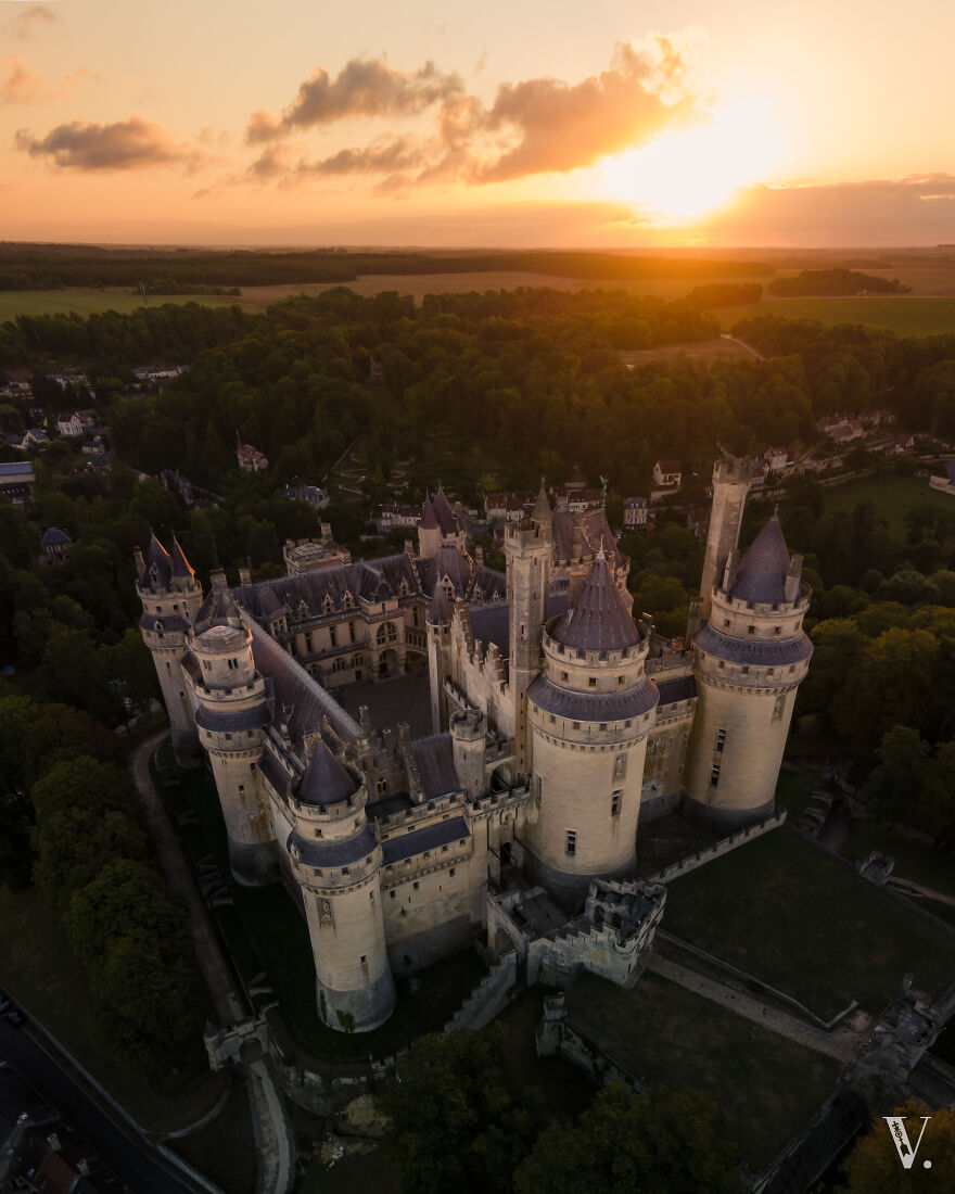 30 Beautiful Castles Around The World Captured By Vincent Croce