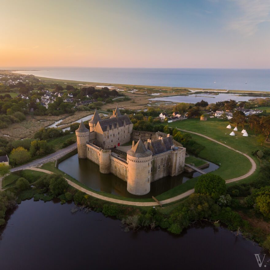 30 Beautiful Castles Around The World Captured By Vincent Croce