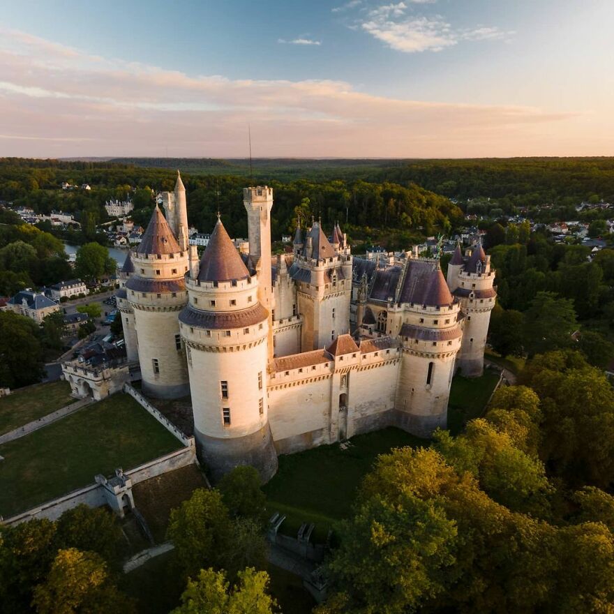 30 Beautiful Castles Around The World Captured By Vincent Croce