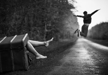 Jib Peter Takes Pictures In B/W Which Will Play Games With Your Emotions