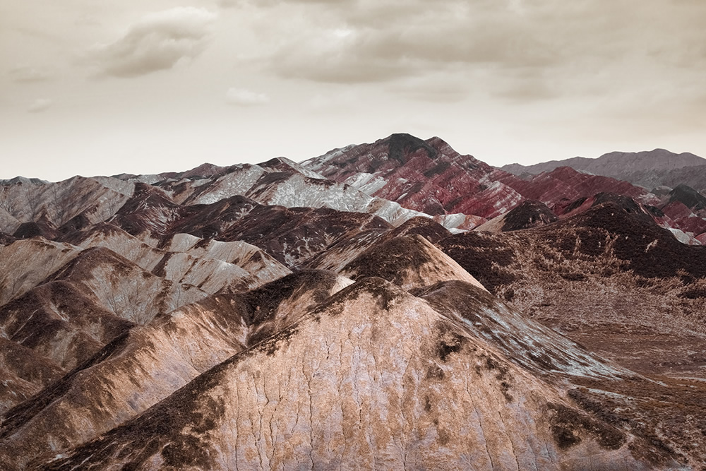 Red Beds: Beautiful Landscapes Of Himalayan Orogeny By Jonas Daley