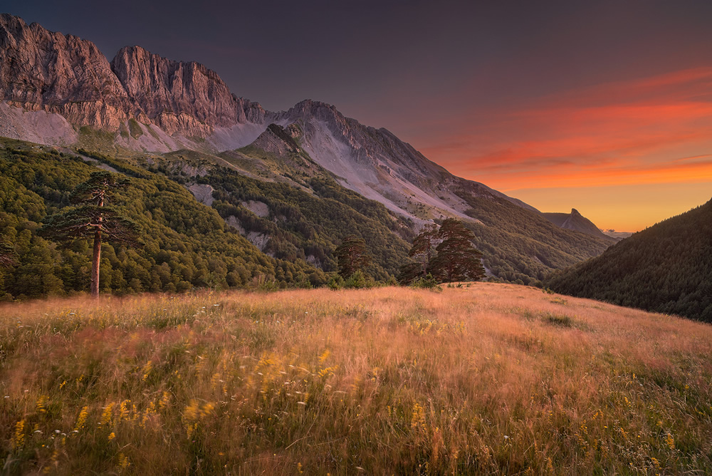 The Lost Valley: Beautiful Landscapes Of Spanish Pyrenees By Maxime Daviron