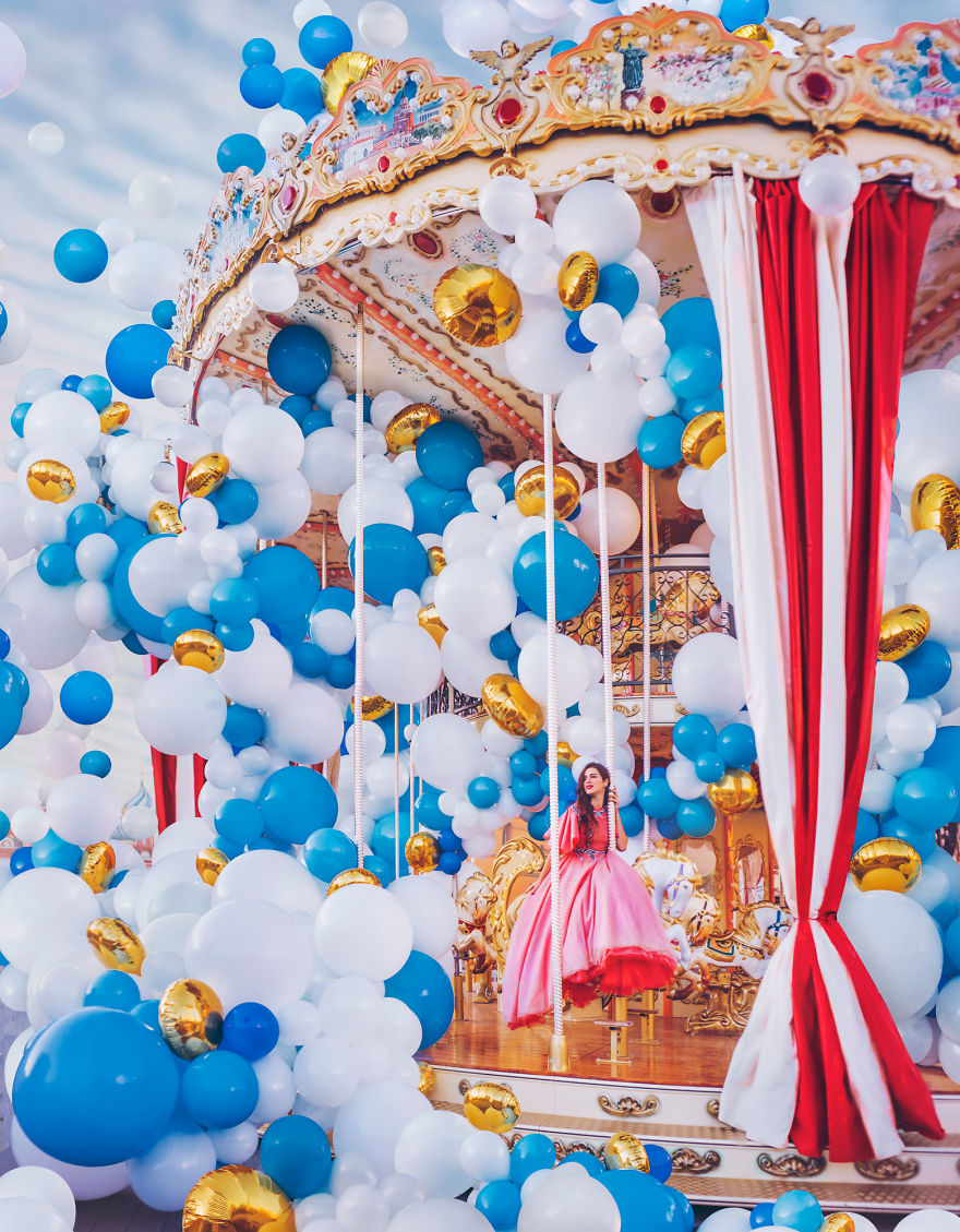 Magical Photos Inspired By Balloons, Bubbles, And Lights By Kristina Makeeva