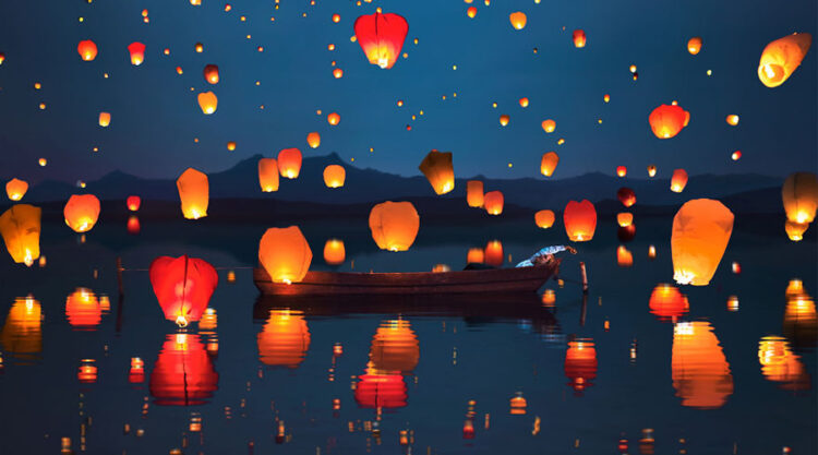 Russian Photographer Kristina Makeeva Captured Magical Photos Inspired By Balloons, Bubbles, And Lights