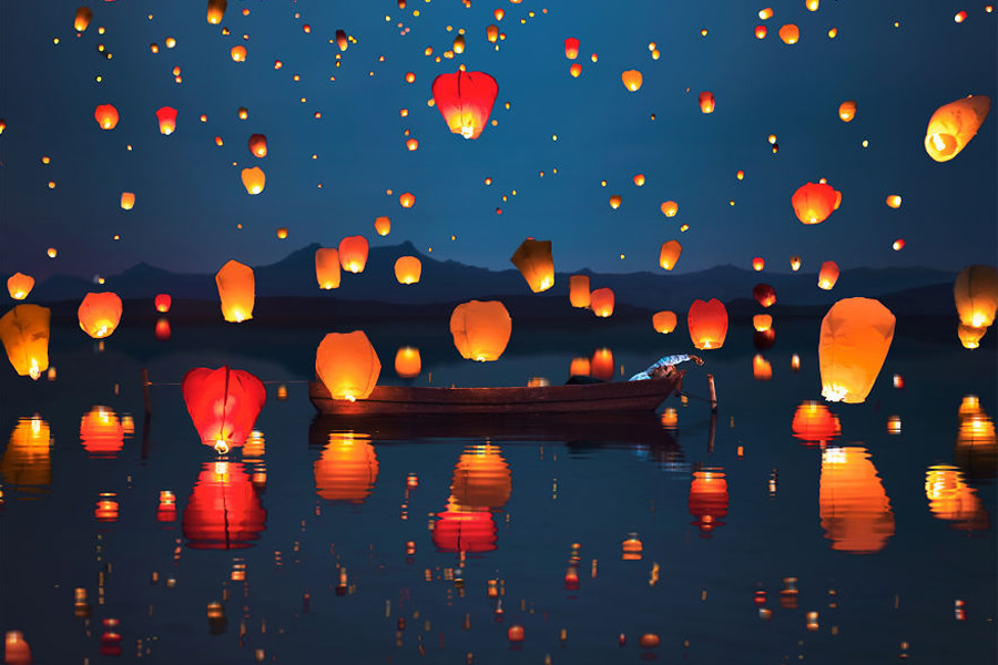 Russian Photographer Kristina Makeeva Captured Magical Photos Inspired By Balloons, Bubbles, And Lights