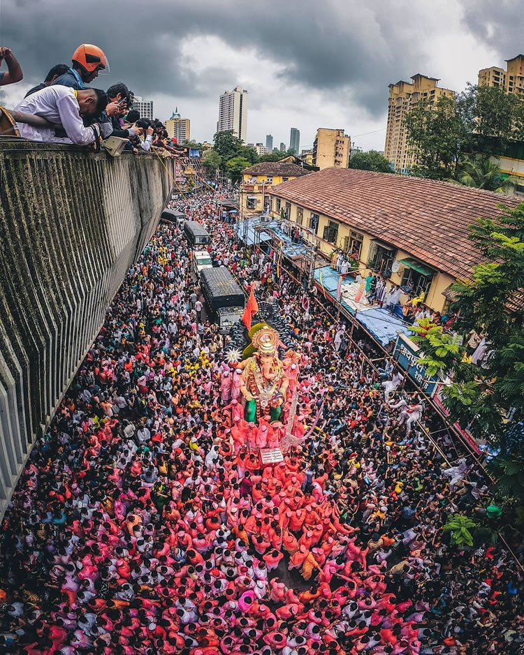 40 Stunning Photographs From Colours Of India Instagram Page