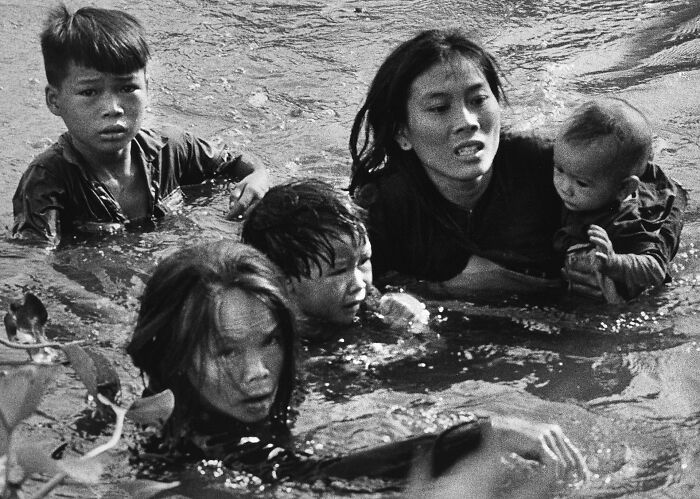 In Focus 30 Pulitzer Prize Winning Images And Their Powerful Stories