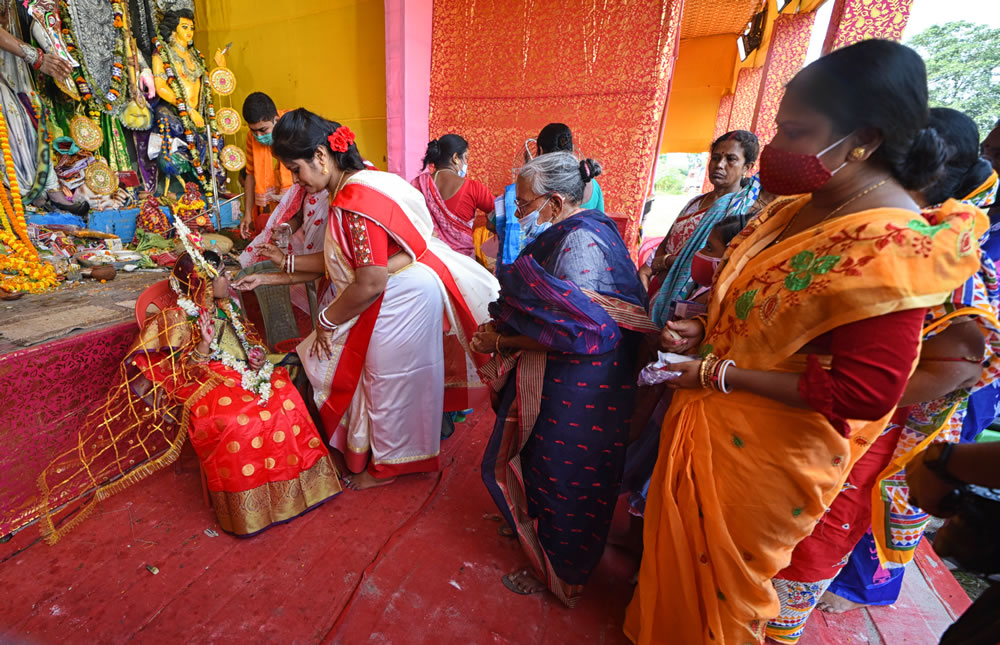 Kumari Puja: Hindu Festival During Durga Puja, Photo Series By Tanusree Mitra