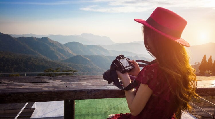 The Pros And Cons Of Becoming A Freelance Photographer
