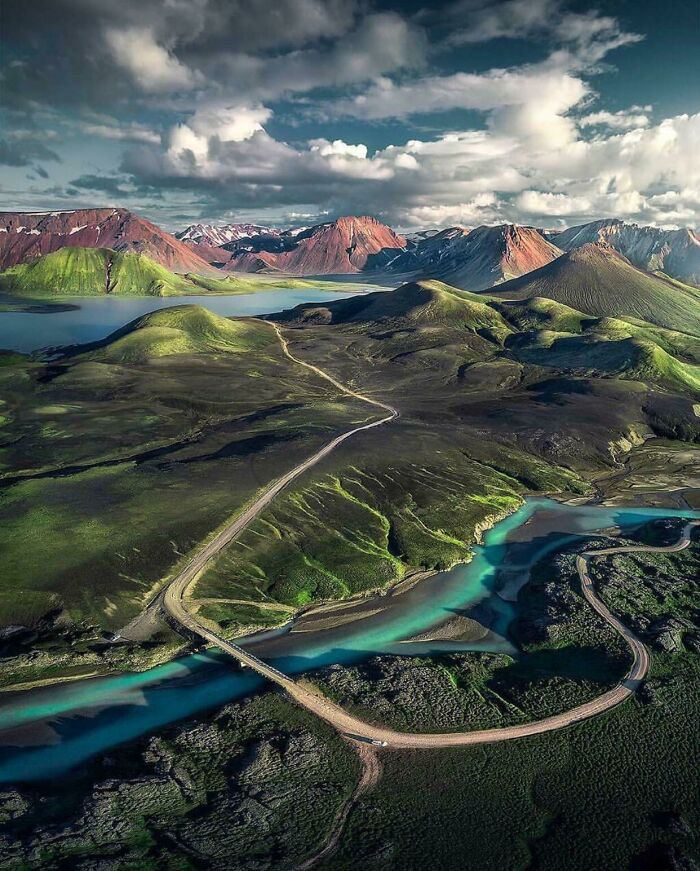 30 Photos Proving Why Iceland Is Different From The Rest Of The World