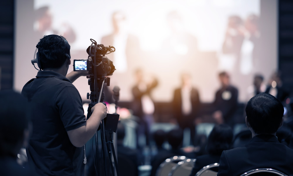 7 Tips For Shooting Event Video And Photography At The Same Time