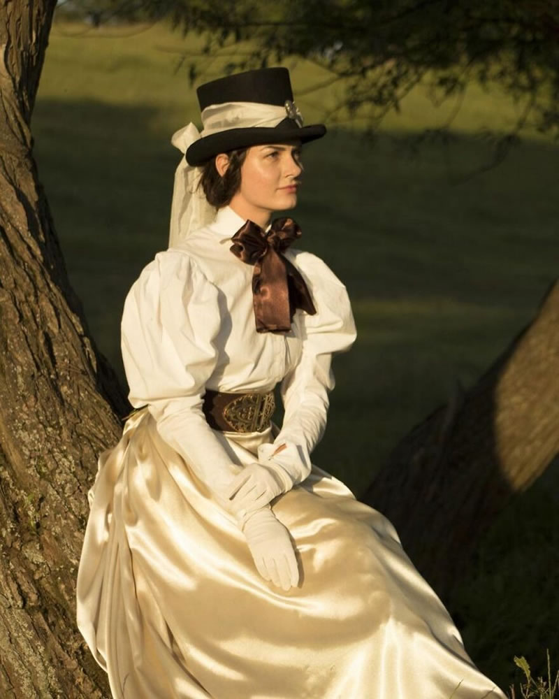 Ukrainian Woman Mila Povoroznyuk Dresses 19th Century Outfits Every Day