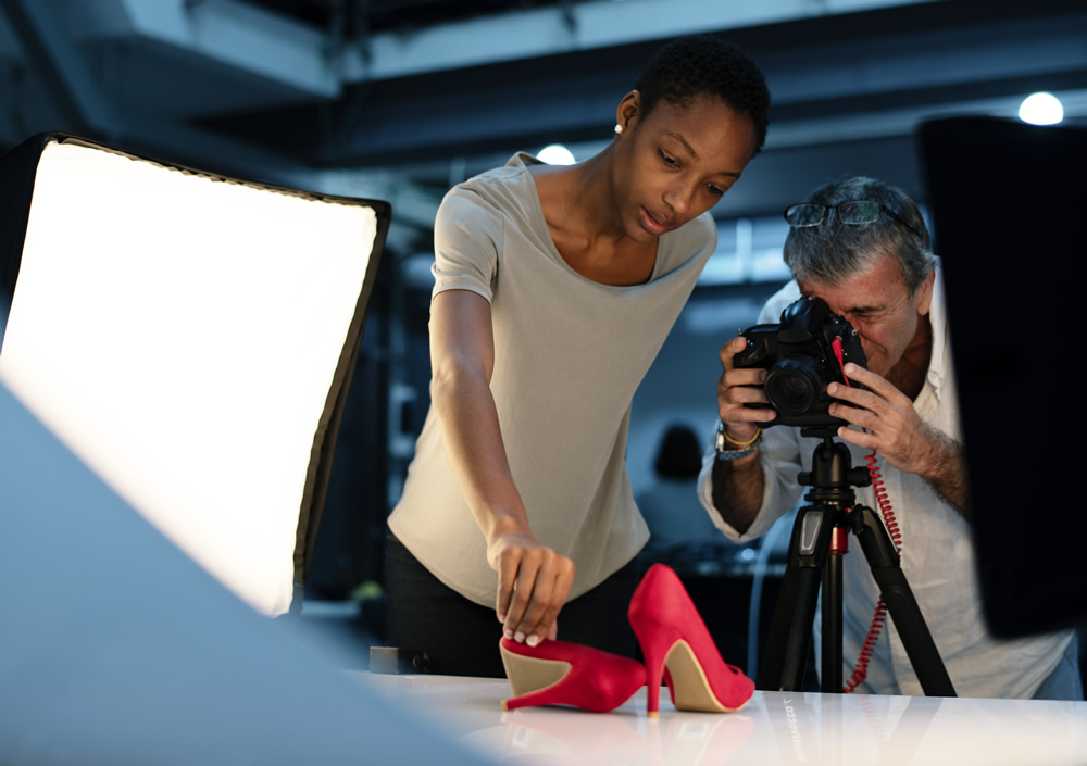 Use A Lightbox For Product Photography 