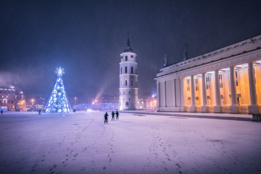 Beautiful Photos Of Vilnius During The Winter Captured By Patryk Bieganski