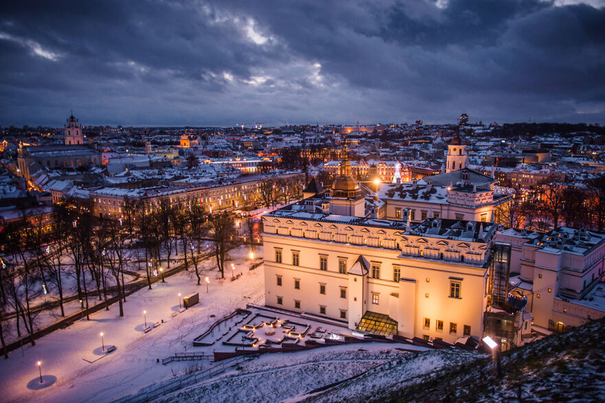 Beautiful Photos Of Vilnius During The Winter Captured By Patryk Bieganski