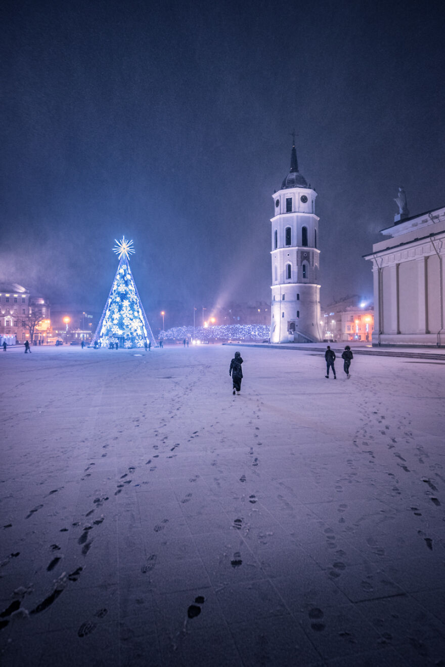 Belas fotos de Vilnius durante o inverno, capturadas por Patryk Bieganski