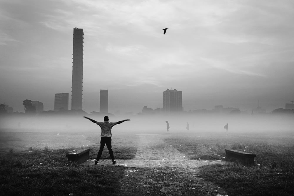 Manhã nublada de inverno em Calcutá, por Dipanjan Chakraborty