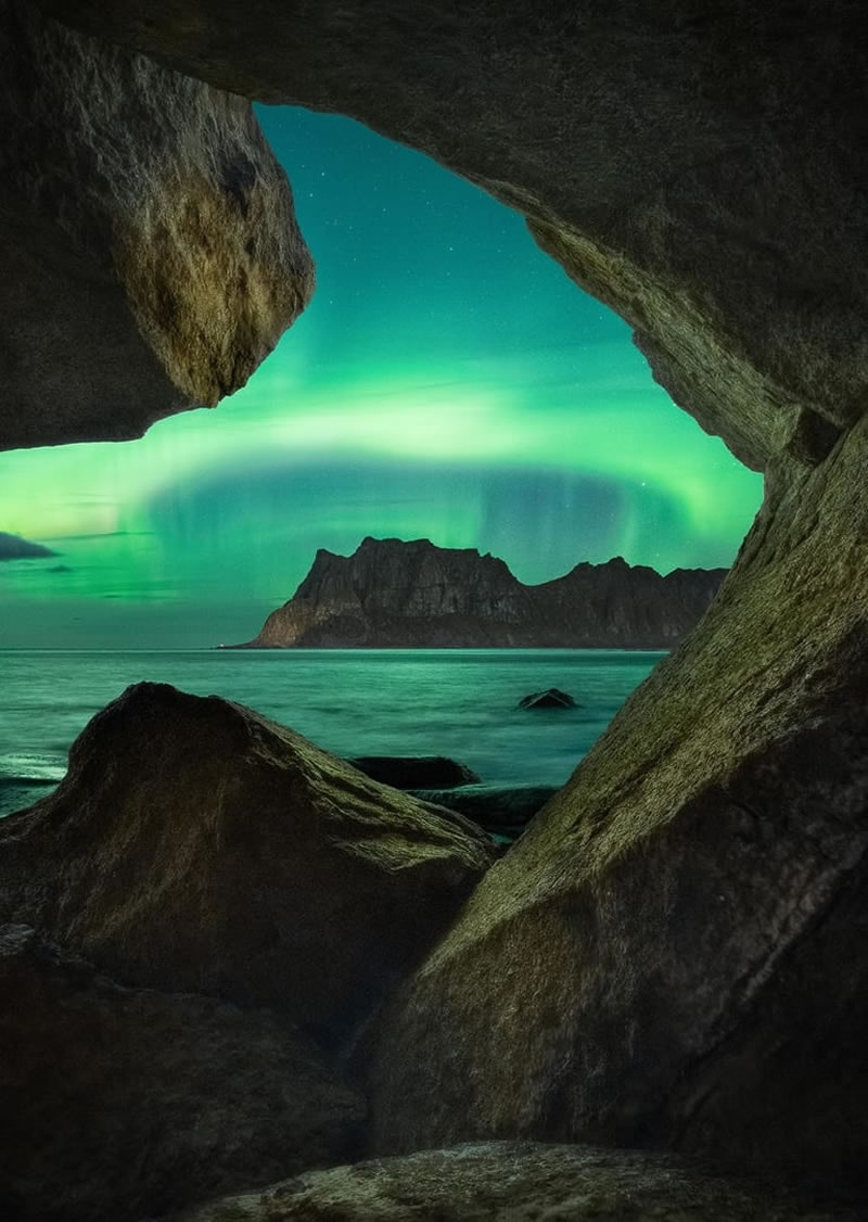 The Beautiful Images From 2021 Northern Lights Photographer Of The Year