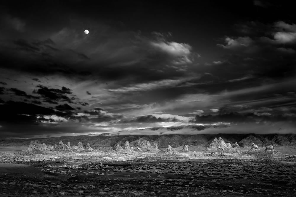 O fotógrafo Mitch Dobrowner capturou elegância crua e tempestades imprevisíveis