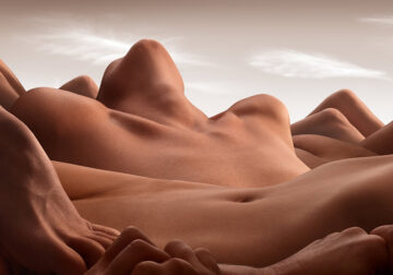 This Photographer Creates Mind-blowing Bodyscapes Using Only The Human Body