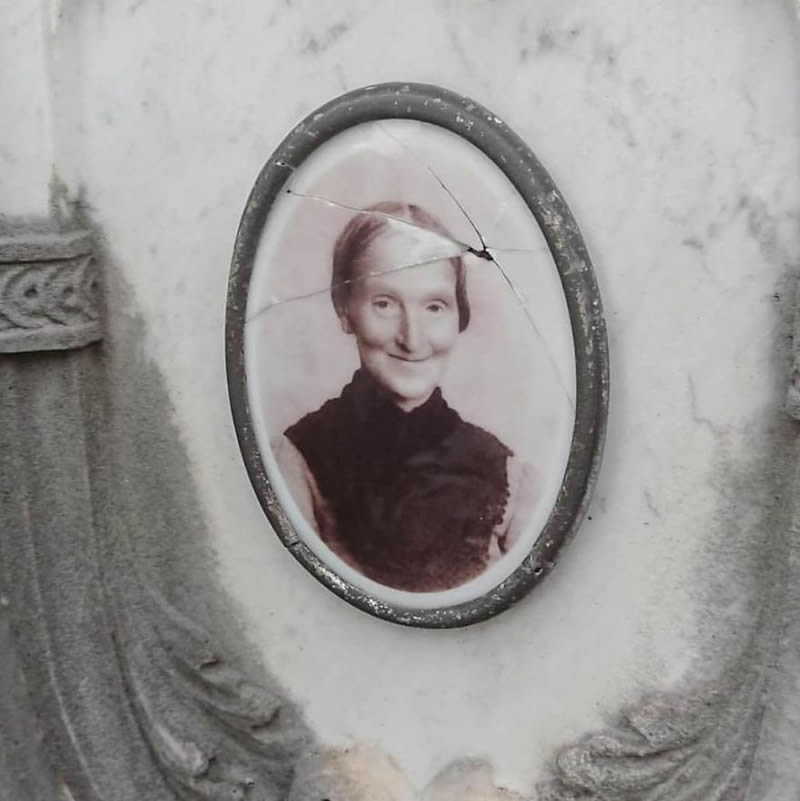 Old Tombstones In Italian Cemeteries By Laura Signorelli