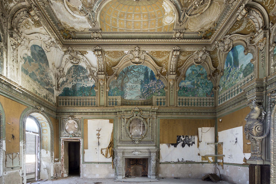 The Elegance Of Abandoned Places By Romain Thiery