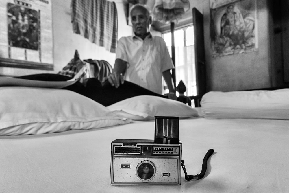 The Analog Man: Photo Series By Somanjan Ponda