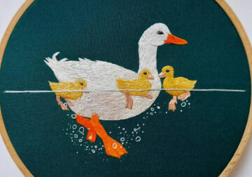 Artist Megan Zaniewski Creates Beautiful Embroideries Of Animals Plunging Into The Water