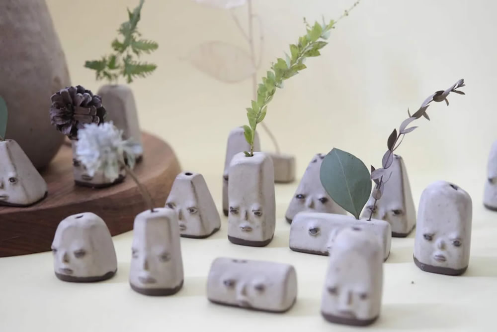 Emotive Little Faces Sculptures by Fan Yanting