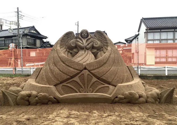 Les impressionnantes sculptures de sable de Toshihiko Hosaka