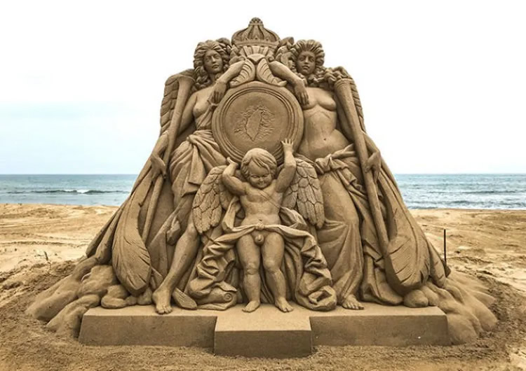 Sand Sculptures by Toshihiko Hosaka