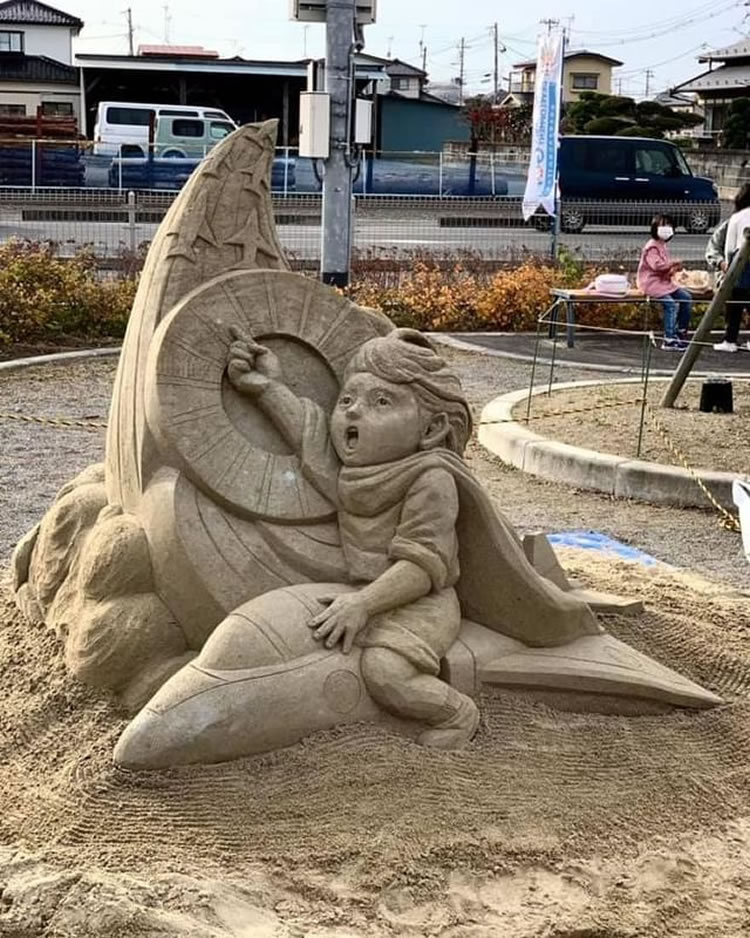 Les impressionnantes sculptures de sable de Toshihiko Hosaka