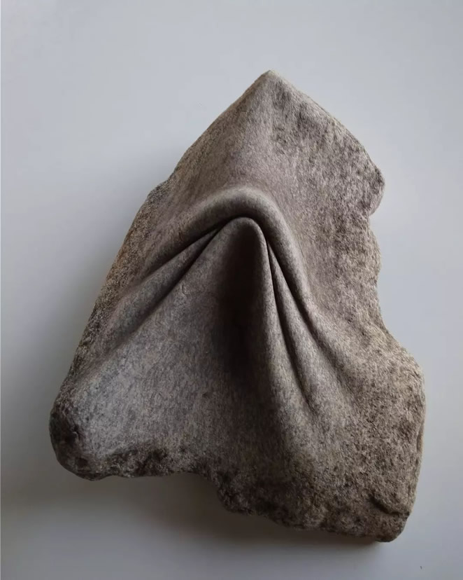 Stones Carved to Appear Like Wrinkled Fabrics by José Manuel