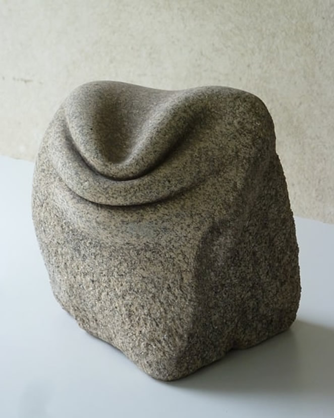 Artist José Manuel Castro López Creates Stunning Hand-Carved Stone