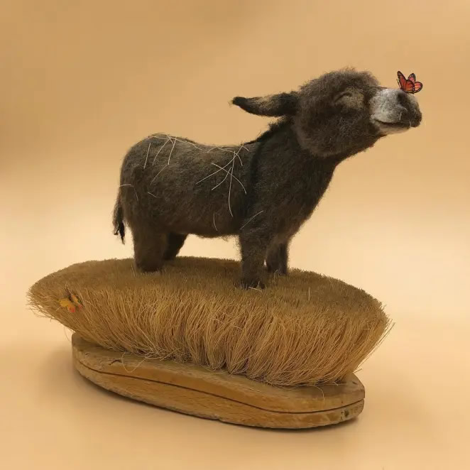 Esculturas de animais em miniatura