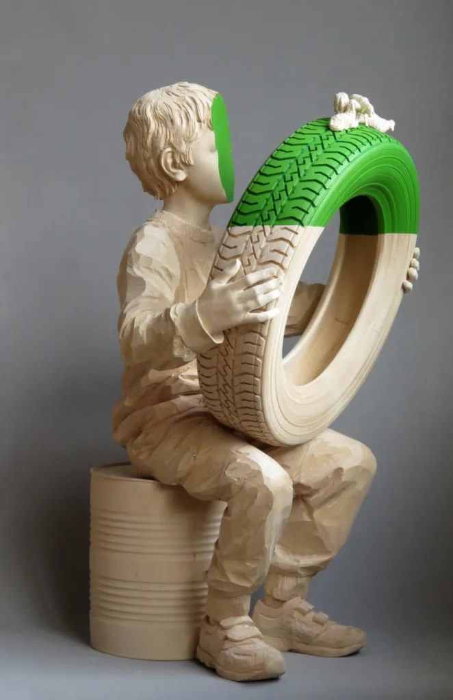 Figurative Wood Sculptures By Willy Verginer