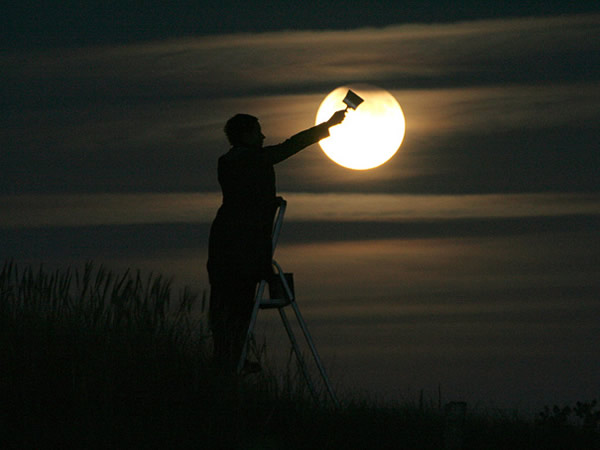 Moon Games by Laurent Laveder