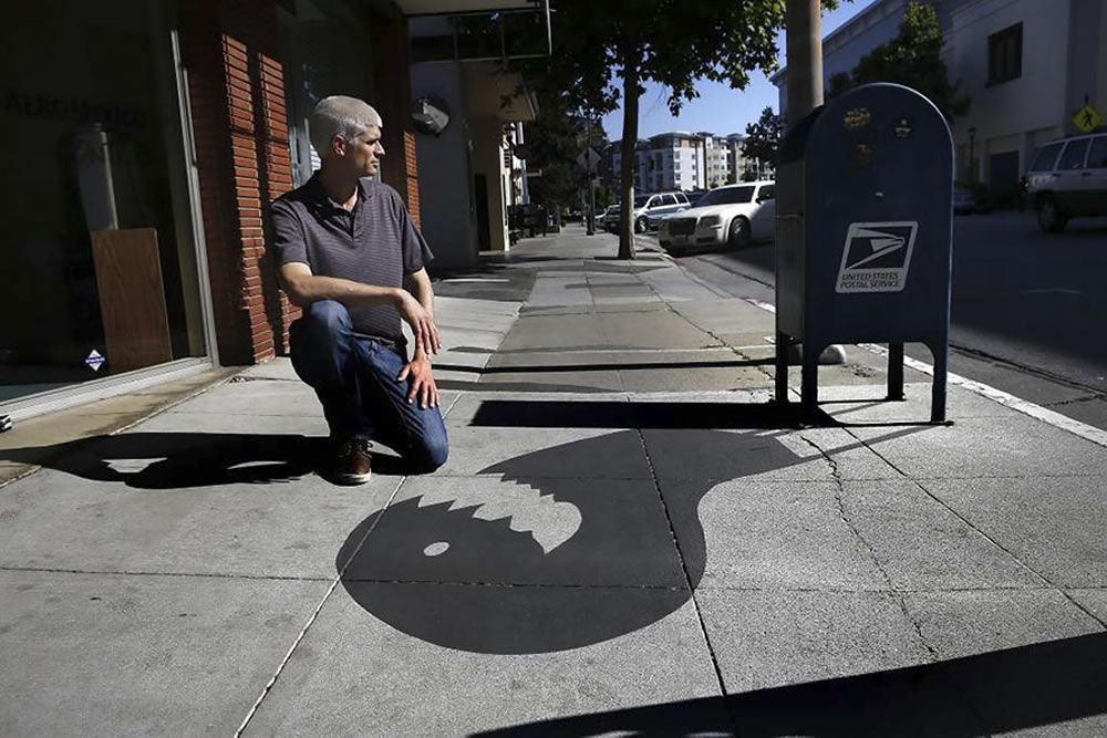 Street Artist Damon Belanger Painting Fake Shadows To Confuse People