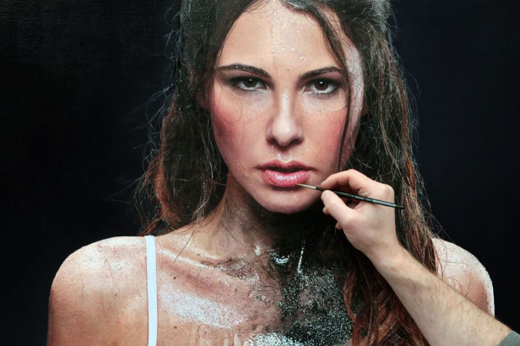 Artist Philipp Webber Creates Hyper-Realistic Portraits That Look Like Photos