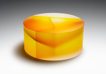 Artist Jiyong Lee Creates Segmented Glass Sculptures Inspired By The Cell Division