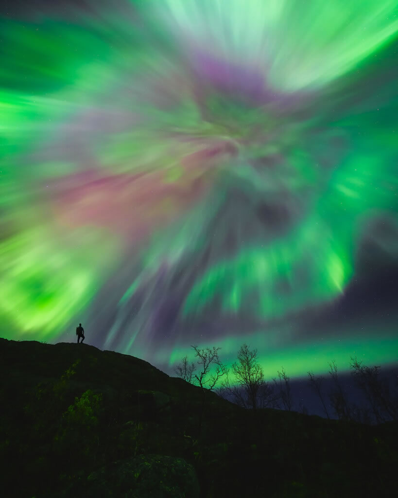 25 Stunning Images From 2022 Northern Lights Photographer Of The Year