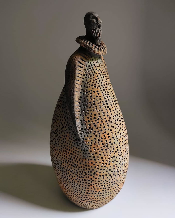 Sculptures abstraites en céramique de Carlos Cabo
