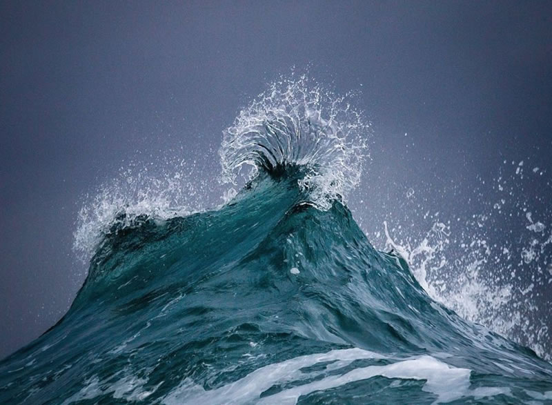 Incredible Photos of Waves By Ray Collins