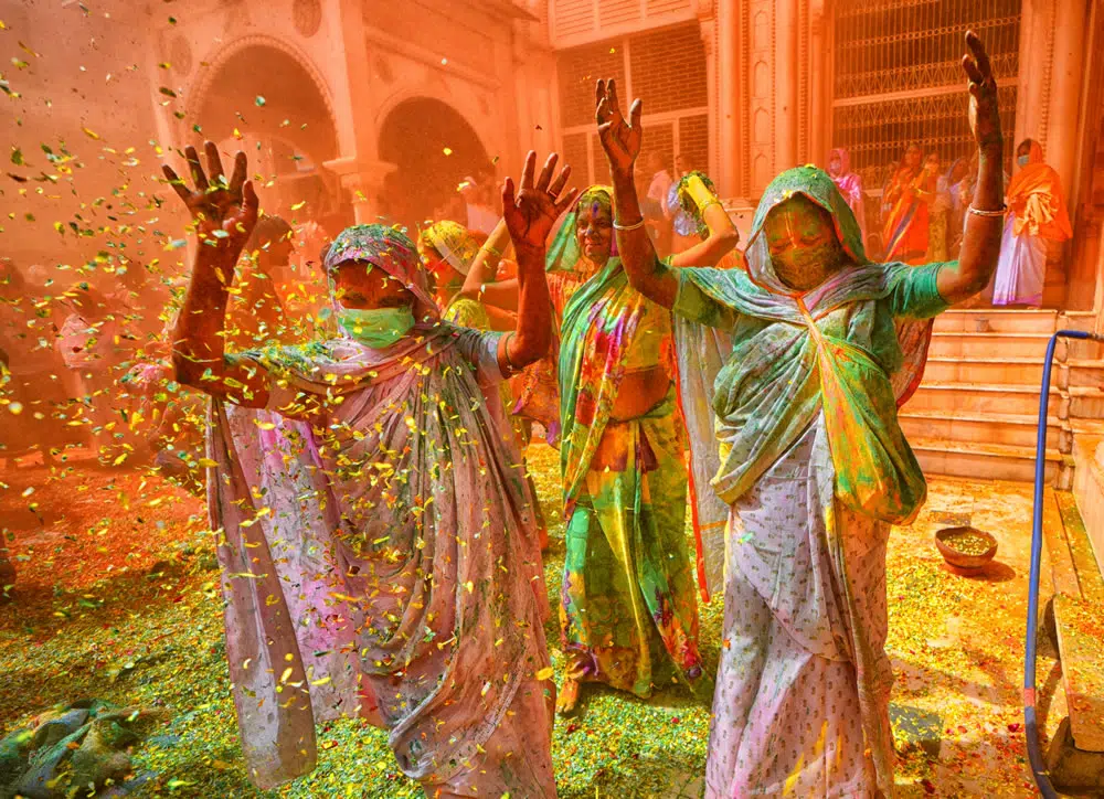 Widow Holi In Vrindavan: Beautiful Photo Story By Tanusree Mitra
